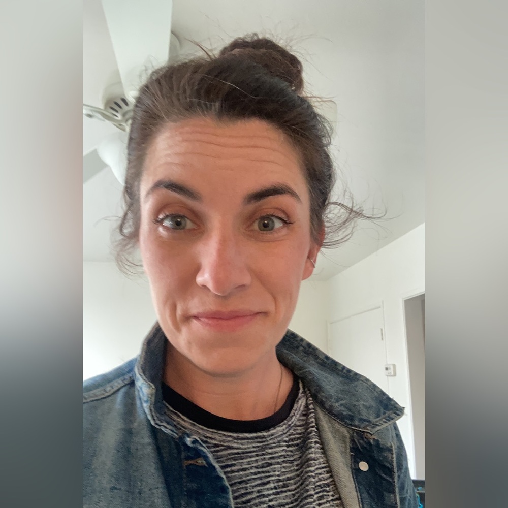 Meet your Posher, Alexandra